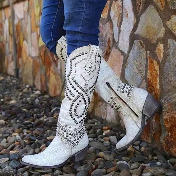 Damska - Buty kowbojki do kolan - Przetarcia i nitowanie - Stylowe obuwie na każdą okazję