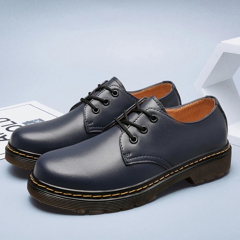 Męska - Buty Oxford - Gładka skóra - Klasyczne sznurowanie - Elegancki styl na każdą okazję