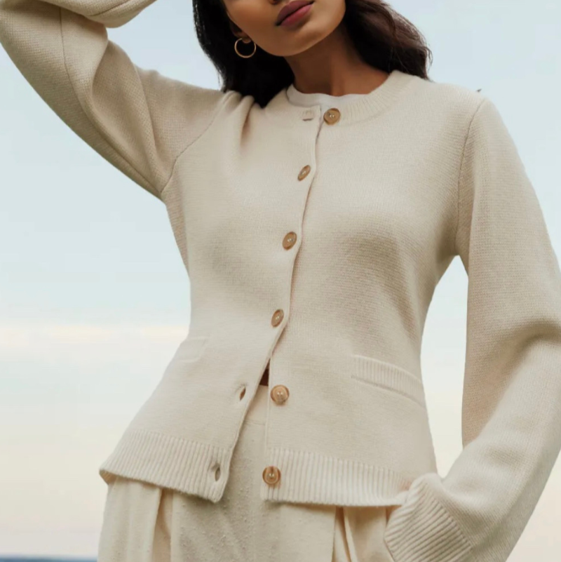 Damska - Kardigan - Rozszerzane rękawy - Casual Comfort - Stylowy i wygodny wybór na każdą okazję