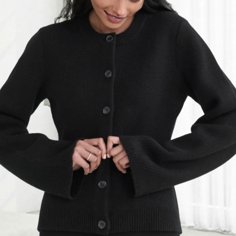 Damska - Kardigan - Rozszerzane rękawy - Casual Comfort - Stylowy i wygodny wybór na każdą okazję