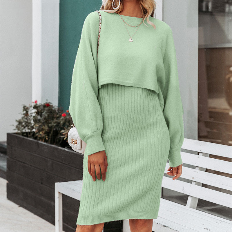 Damska - Sukienka midi - Przycięty sweter - Dzianina - Stylowy zestaw damski na każdą okazję