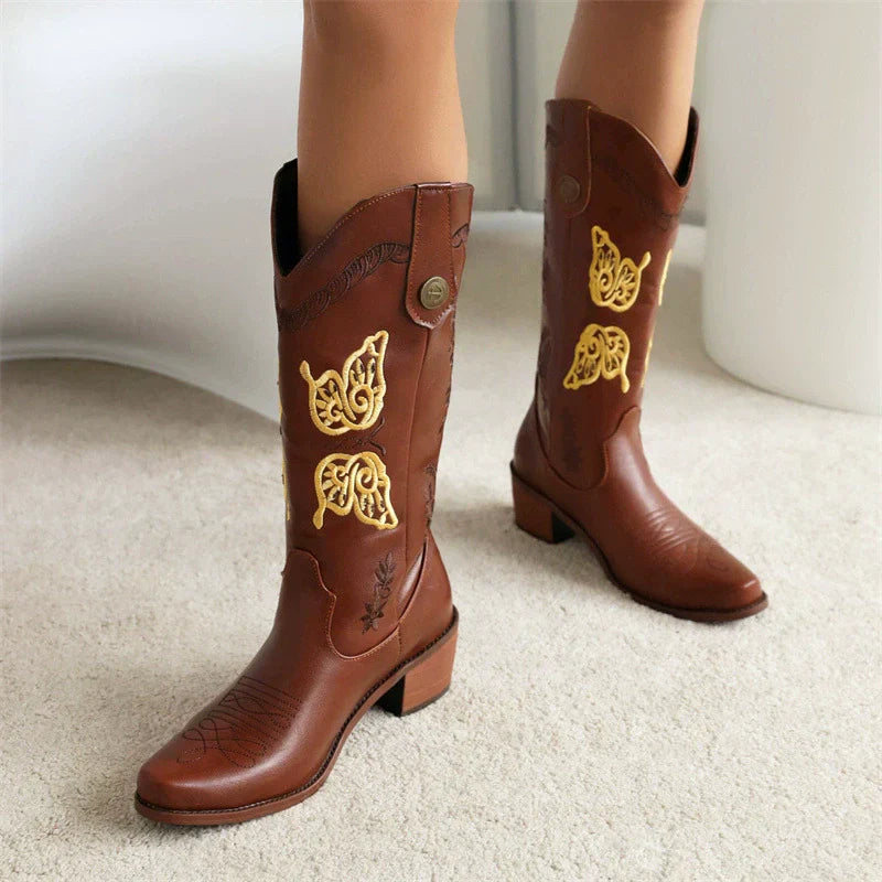 Damska - Buty western z haftem - Skórzane, do połowy łydki - Stylowe i wygodne obuwie