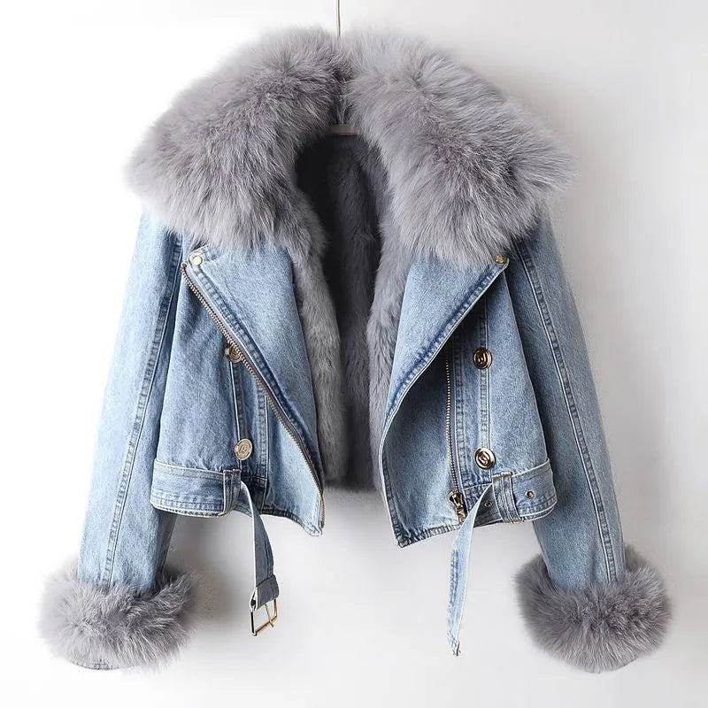 Damska - Kurtka - Denim - Niebieska z kołnierzem i mankietami ze sztucznego futra - Modny zimowy styl