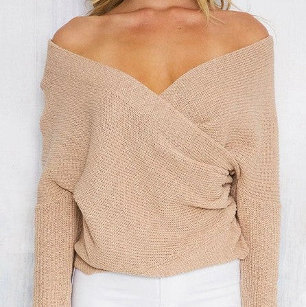 Damska - Sweter dzianinowy z głębokim dekoltem - Elegancki na co dzień - Modny wybór
