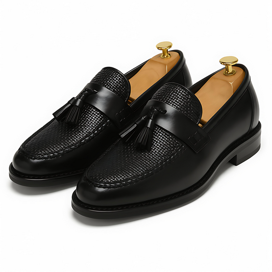 Męska - Loafersy skórzane z frędzlami - Stylowy komfort dla każdego - Idealne na co dzień
