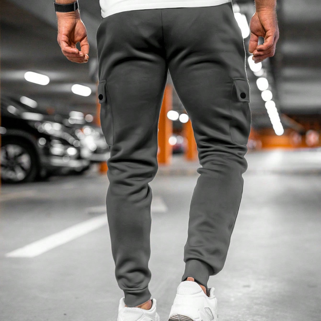 Męska - Spodnie cargo - Mankietem na kostce i regulowanym sznurkiem - Stylowe i funkcjonalne